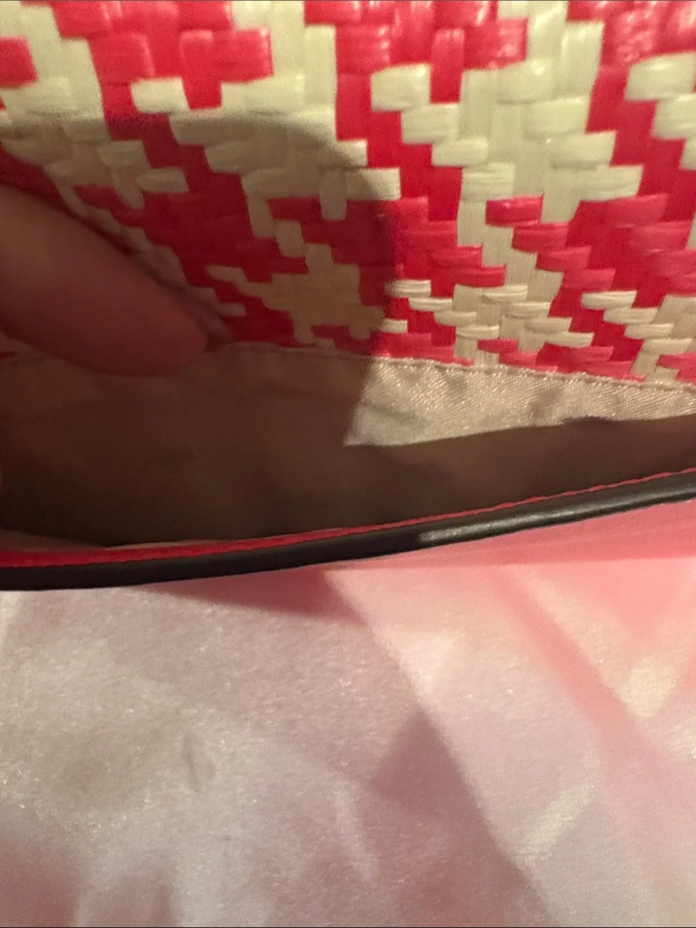 kate spade NWT Darcy Pink and Cream Woven Houndstooth Crossbody/Clutch MSRP $289